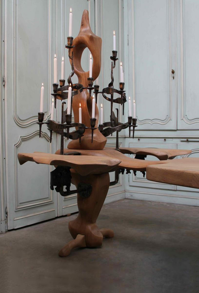 Exceptionnelle table en chêne blond et fer forgé, XXe-photo-4