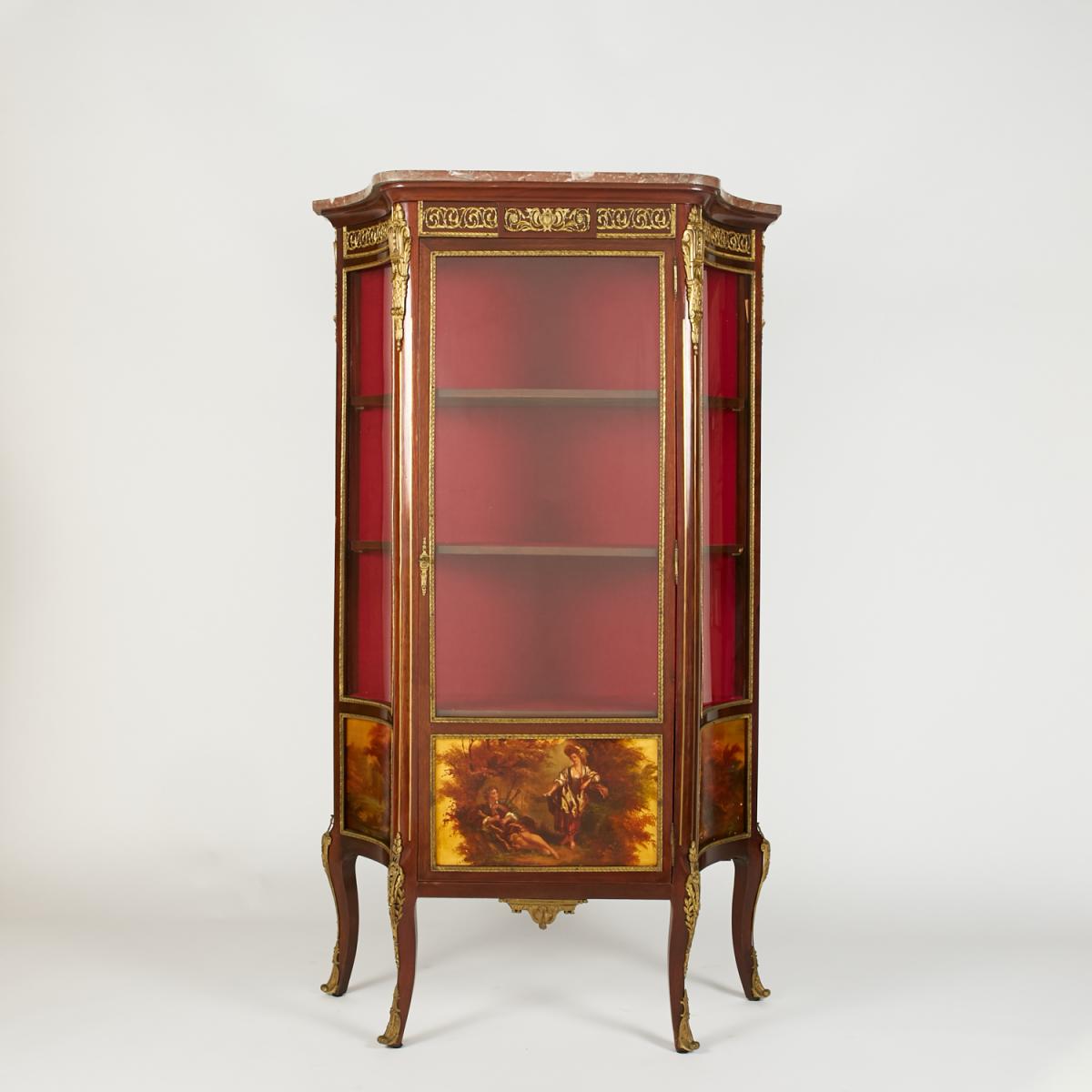 Vitrine de style Louis XVI, XIXe