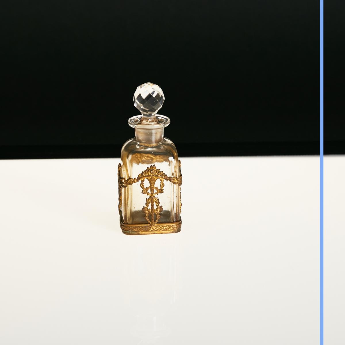 Toilet Set In Cut Crystal, 19th Century-photo-3