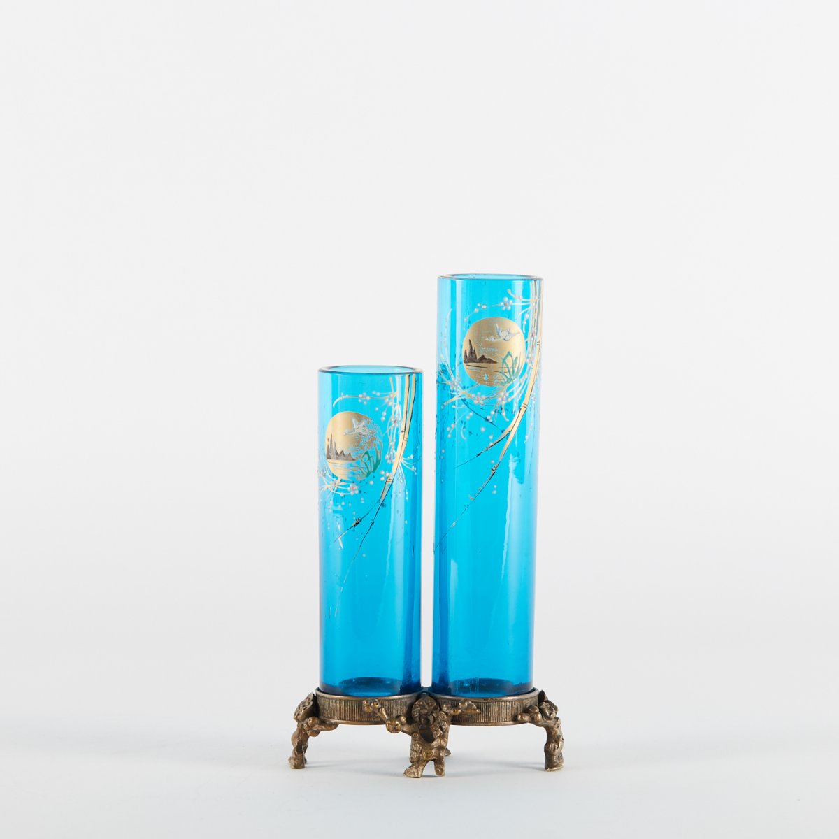 Soliflore  en verre bleu et émail polychrome sur monture en bronze ciselé, XXe 