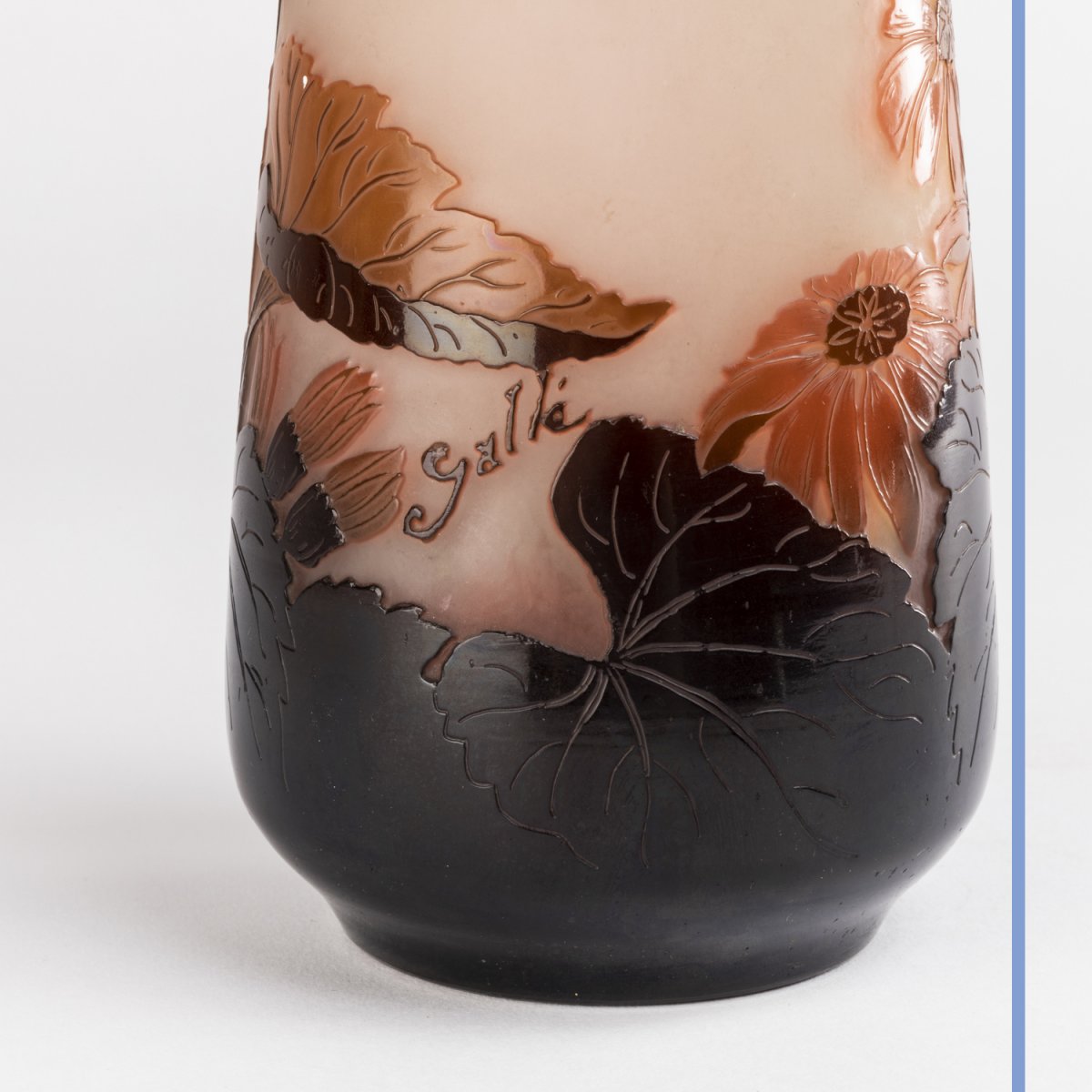 Emile Gallé (1846-1904), vase fusiforme aux abutilons en verre multicouche, XIXe-photo-4