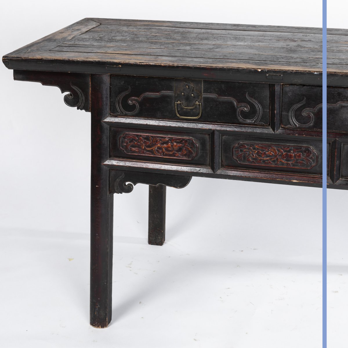 Chine, table console à deux tiroirs en bois sculpté, XIXe-photo-2