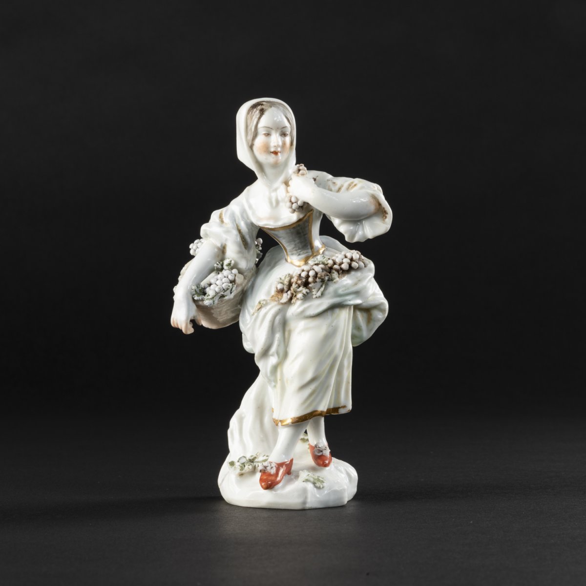 Figurine en porcelaine polychrome, XIXe