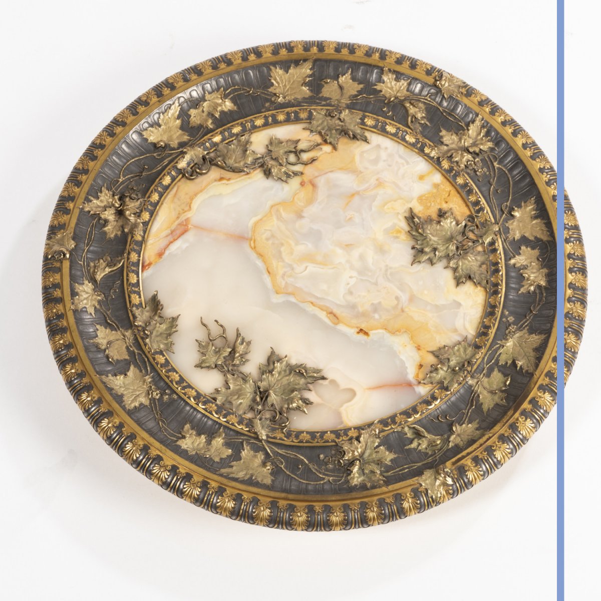 Eugène Cornu (?-1875), guéridon tripode en bronze polychrome et onyx, XIXe-photo-1