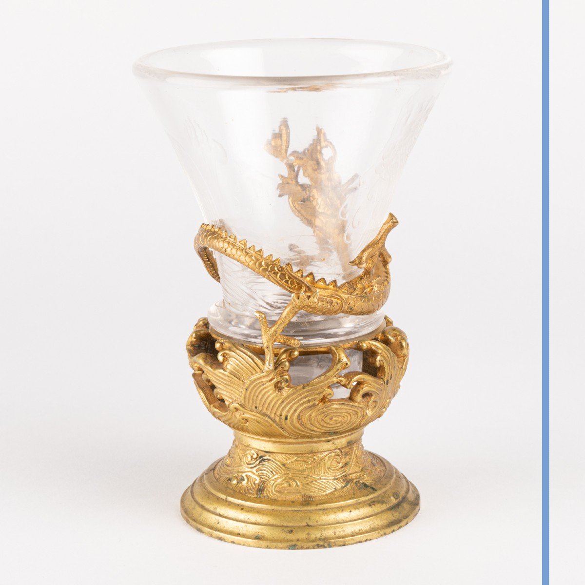 L'Escalier de Cristal (1804-1923), vase en cristal au dragon en bronze doré, XIXe-photo-2
