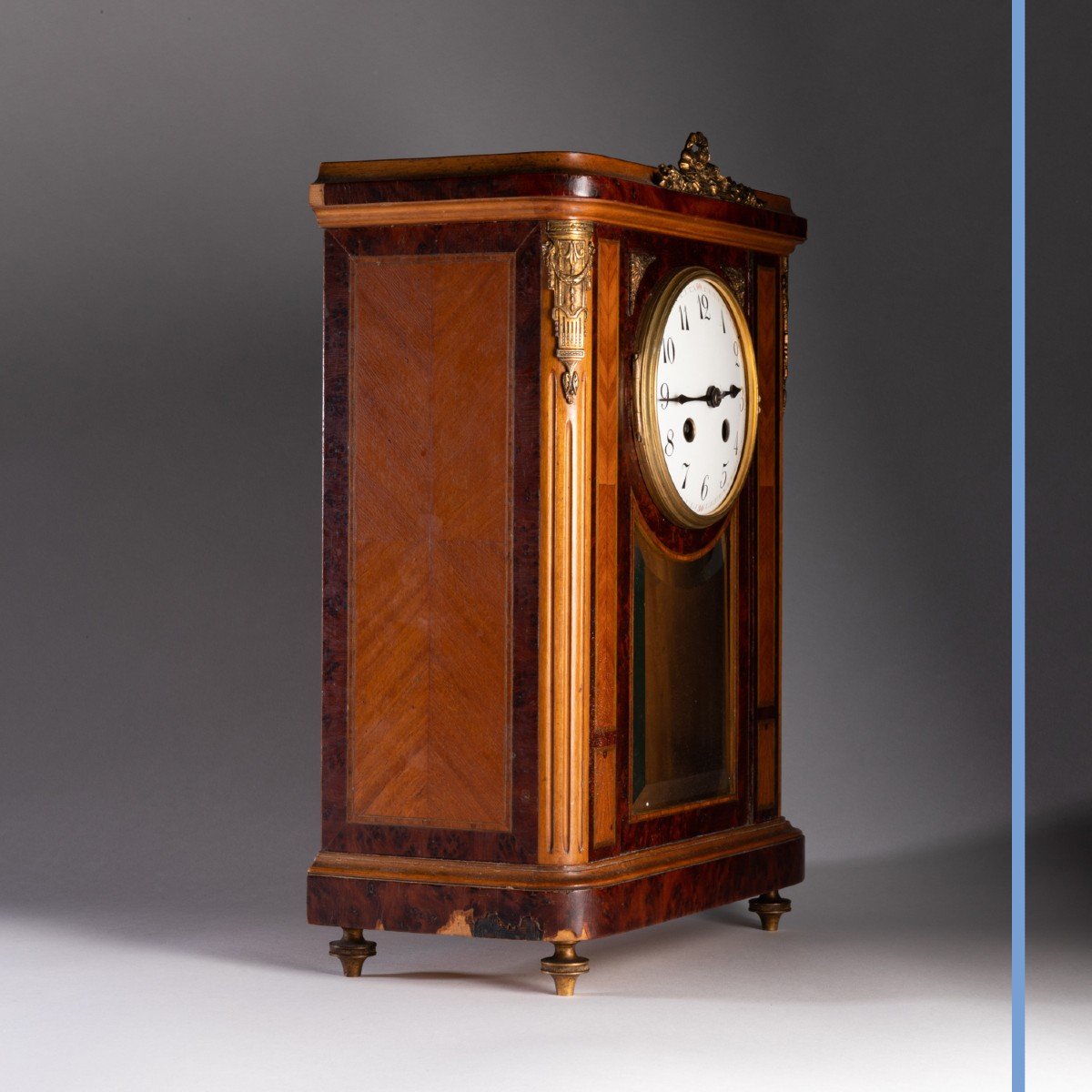 Pendule borne de style Louis XVI en bois de placage, XIXe-photo-2