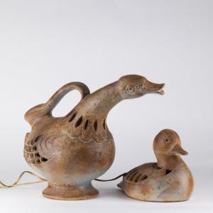 Deux lampes en céramique, l'oie et le canard, XXe