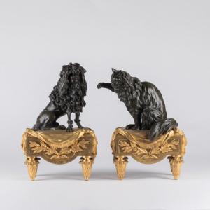 Paire de chenets "Chat et Chien" en bronze à double patine, XIXe