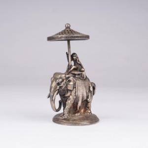 Maison Christofle, porte-piques en métal argenté "Éléphant Indra", XIXe