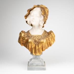Affortunato Gory (1895-1925), portrait de jeune femme au bonnet, marbres et bronze, XXe