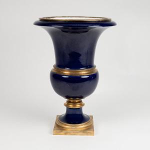Sèvres Manufactory, Medici Vase In Blue And Gold Porcelain, Adorned With Gilt Bronze, 19th Century