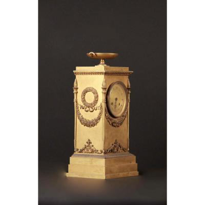 Pendule borne en bronze doré, XIXe