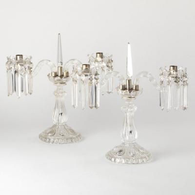 Baccarat, paire de chandeliers en cristal taill&eacute;, XXe