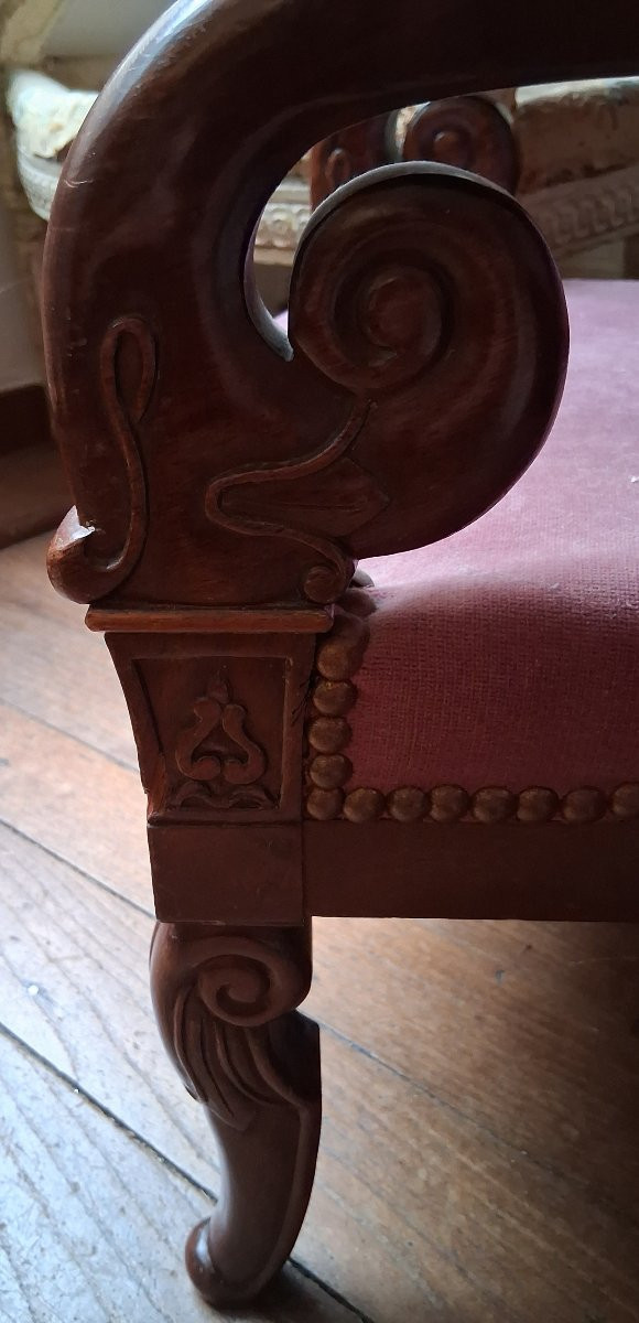 Mobilier pour enfant d'époque XIXe : canapé et paire de fauteuils.-photo-1