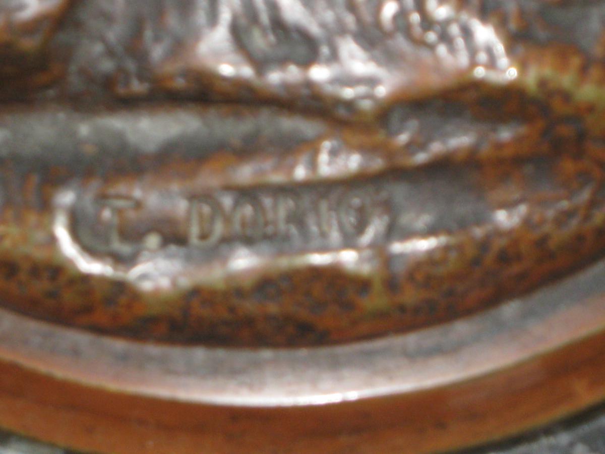 Bronze "diane Chasseresse Et Son Chien" T.DORIO???-photo-1