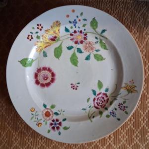 Assiette XVIIIe de la Compagnie des Indes (famille rose)