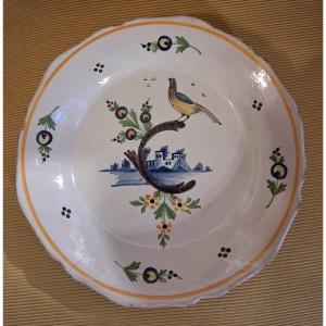 Assiette en faïence de Nevers 2e moitié XVIIIe
