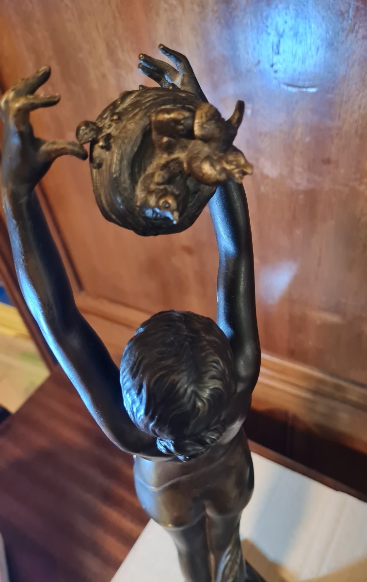 Statue de jeune fille en bronze-photo-1