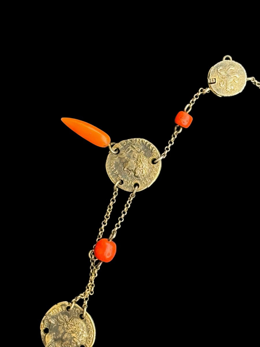 Collier avec pieces  de monnaie anciennes et corail-photo-6