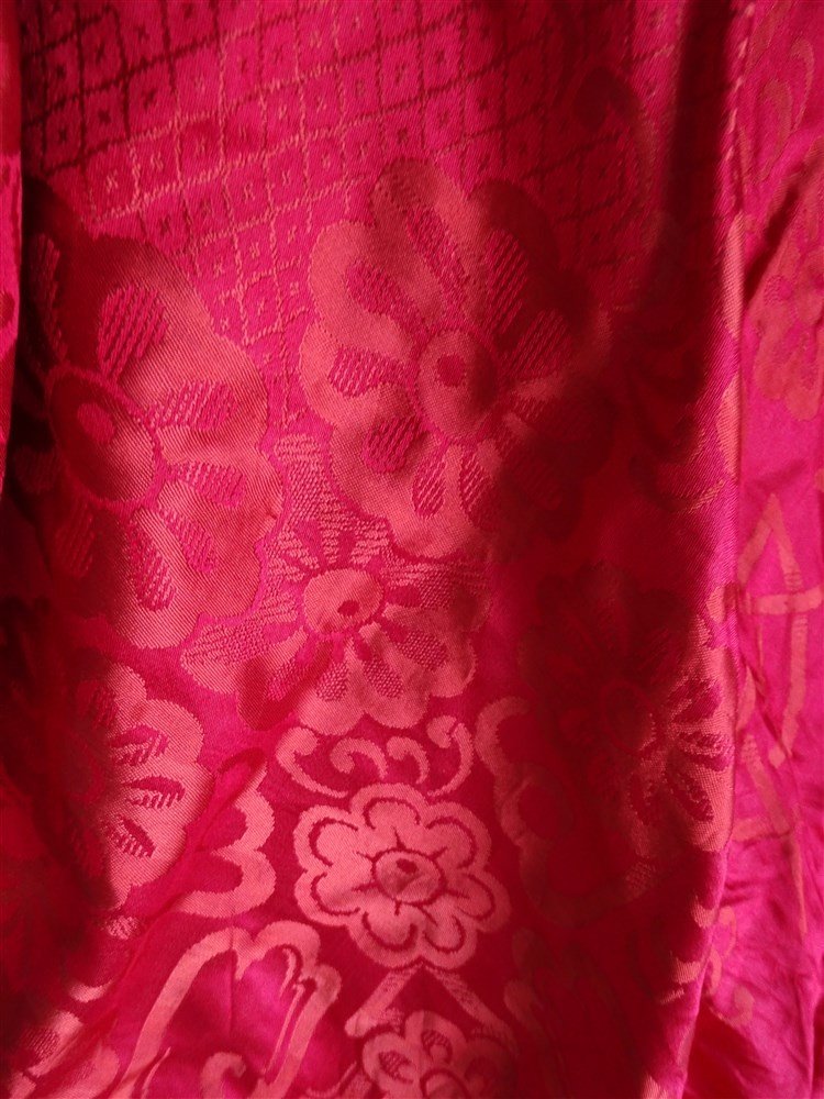 Antique Damask Silk Bedcover With Japanese Decor And Quality Trimmings.-photo-4