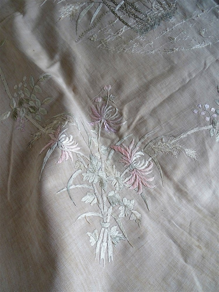 Asian Embroidery Decorated With Butterflies, Birds And Large Floral Decor, Roses And Chrysanthemum-photo-3
