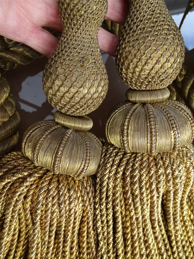 Rare ......château Trimmings .. 2 Last Pompoms And Cords In Metallic Gold Threads-photo-3