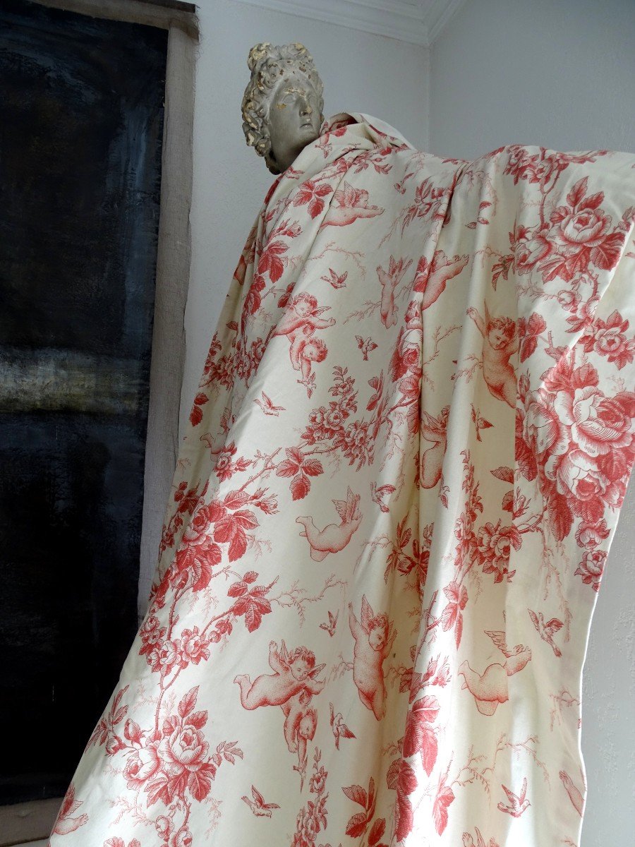 First Pair Of Vintage Hangings Printed With Angels, Doves And Floral Decor-photo-3