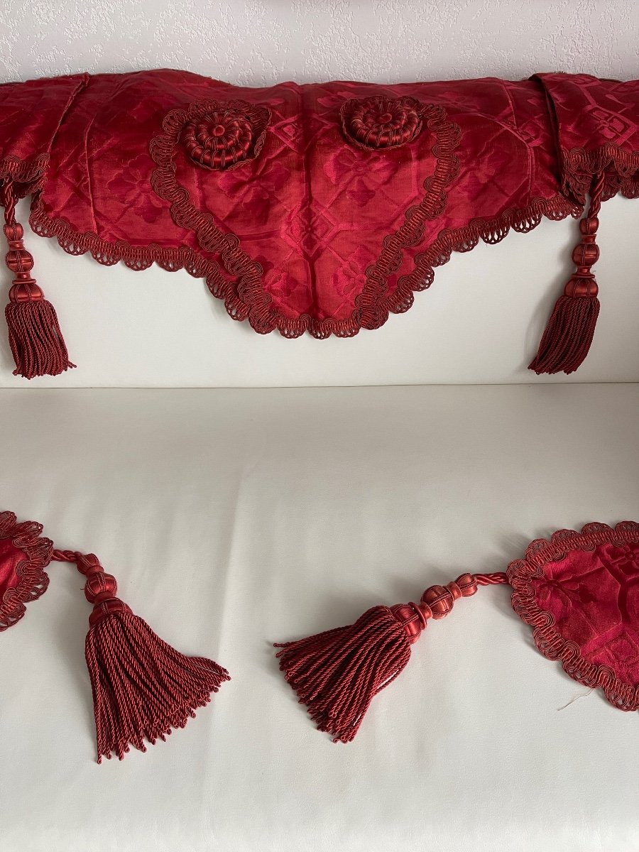 Silk Valance And Its Beautiful 19th Century Trimmings -photo-7
