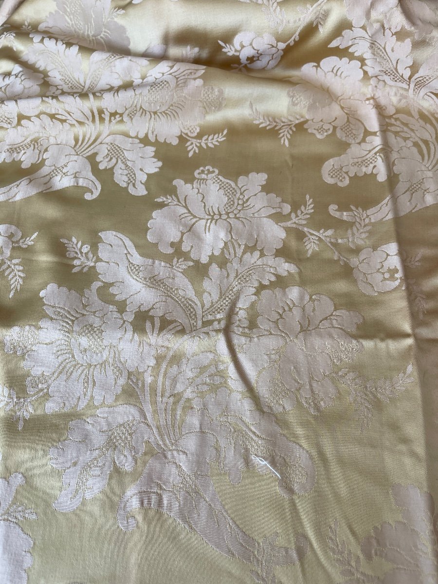A Champagne Color Curtain With Floral Decor-photo-3