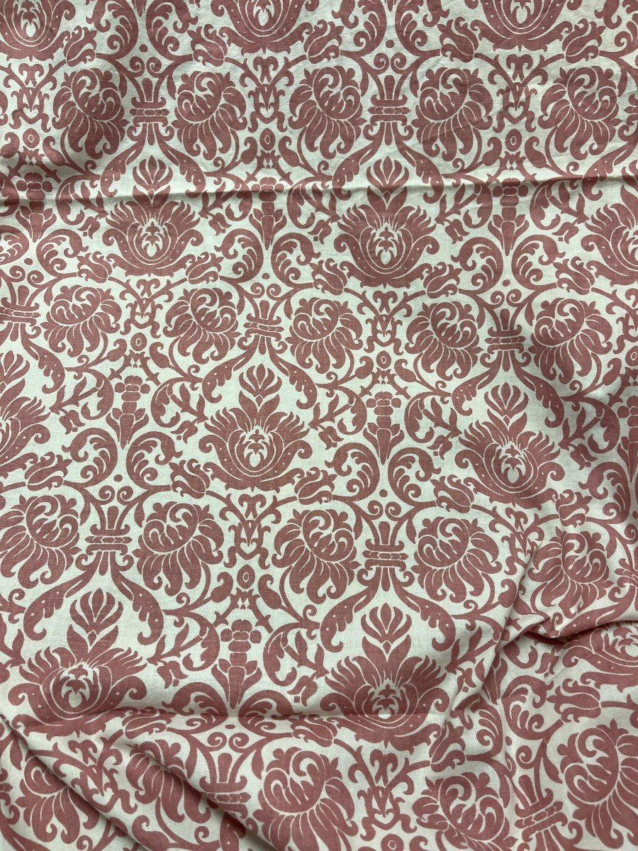 Pair Of Vintage Curtains In Old Rose Printed Fabric -photo-3