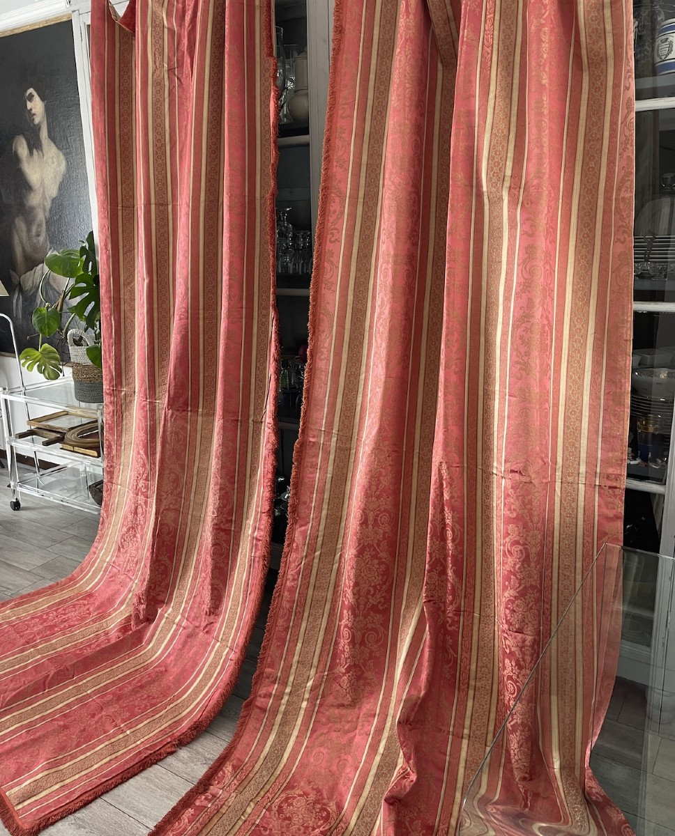 Paire De Rideaux Anciens, Soie Rose, Tentures Anciennes Fin  XIXème