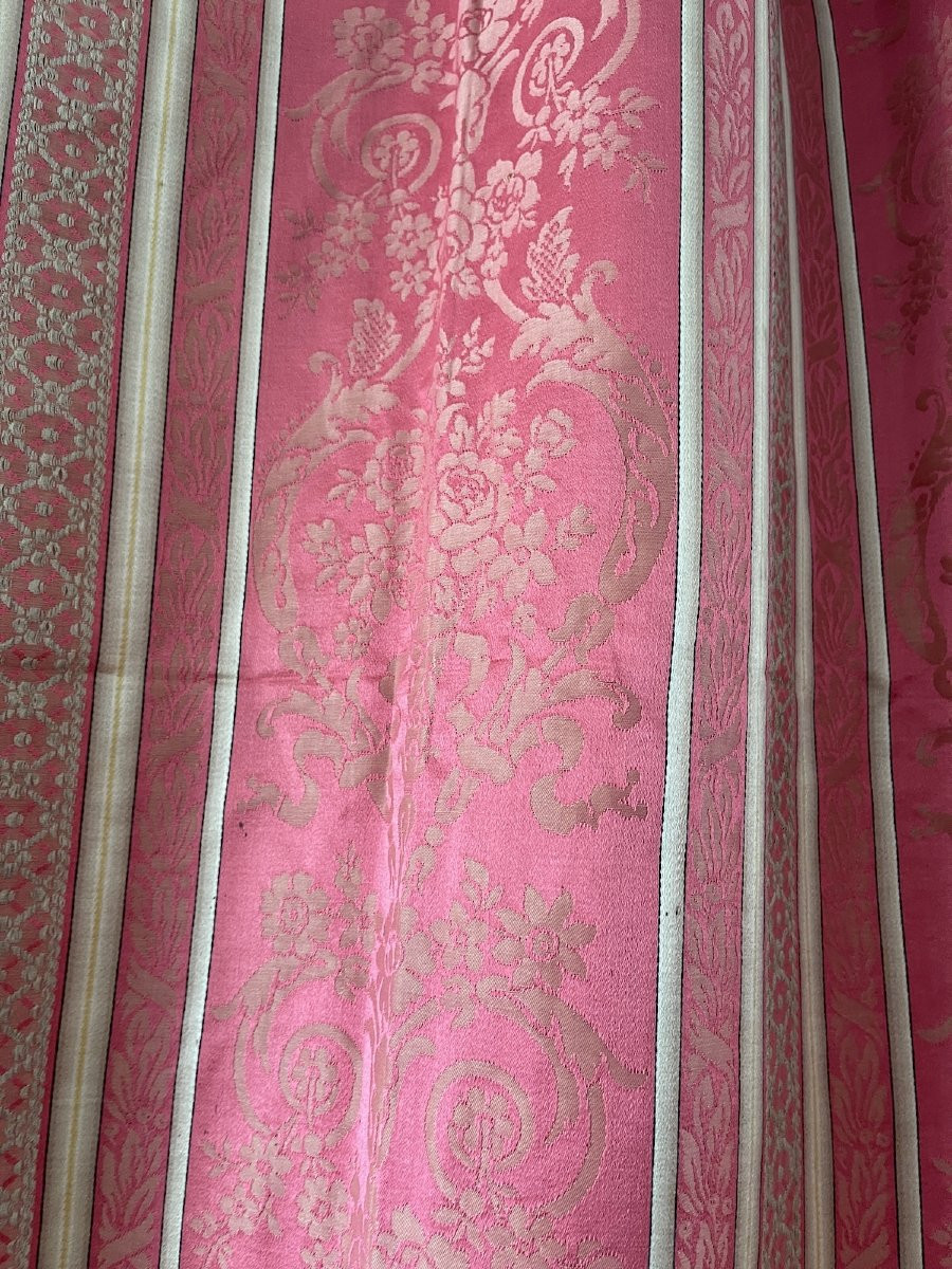 Second Métrage de soie rose fin XIXème pour rideau, tapisser sièges, portière-photo-3
