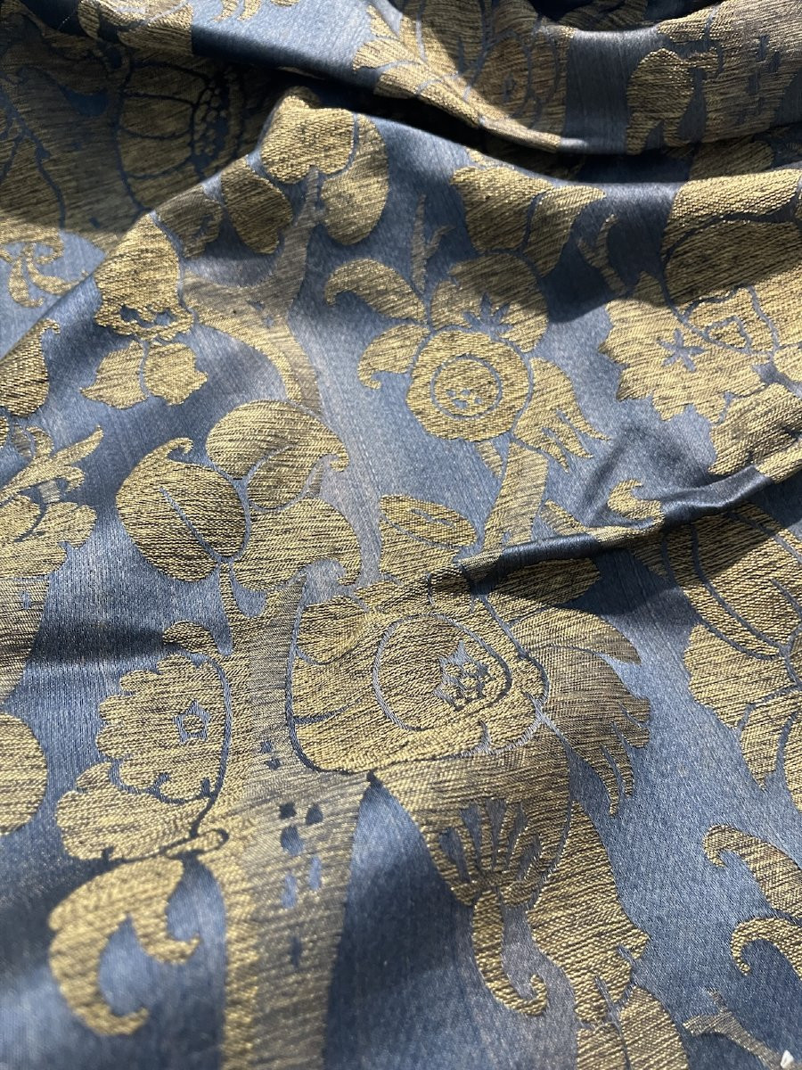 Piece Of Old Silk And Linen Fabric From The 19th Century-photo-4