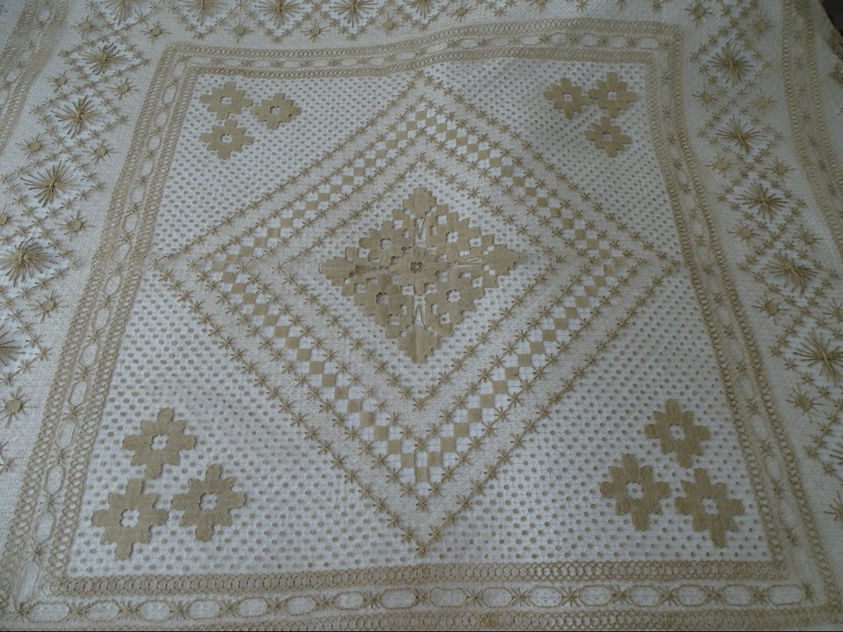  Antique Lace Bedspread Or Tablecloth – Needlework And Crochet – Starched Linen-photo-2