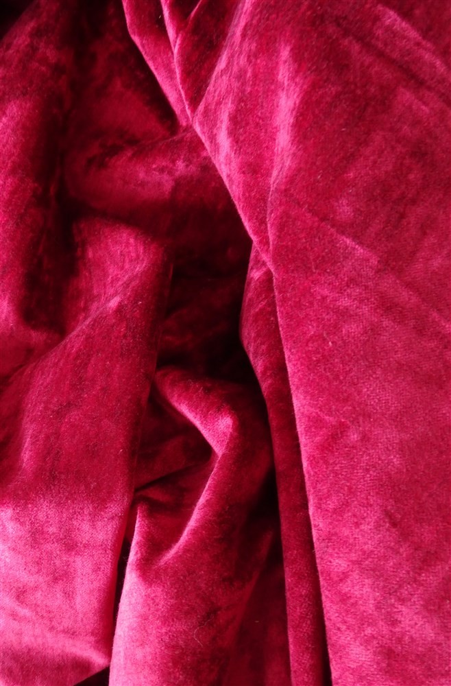 Paire de  rideaux, Tentures Anciennes en Velours de Soie Rouge Vermillon – Époque XIXe