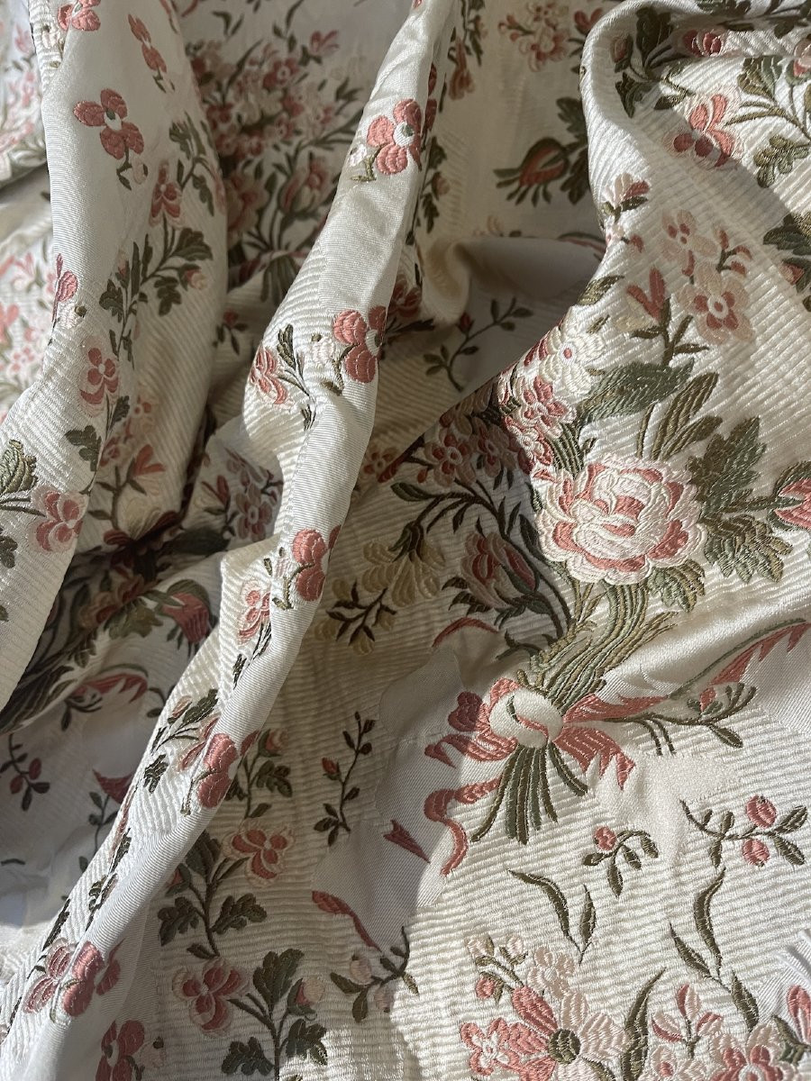 Vintage Jacquard Silk Footage – Romantic Floral Decor-photo-5