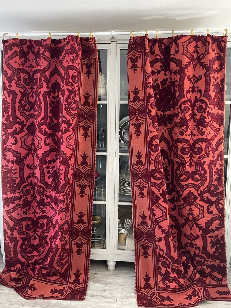 Pair Of Genoa Velvet Curtains – Baroque Decor, Large Flower Bouquets, 19th Century