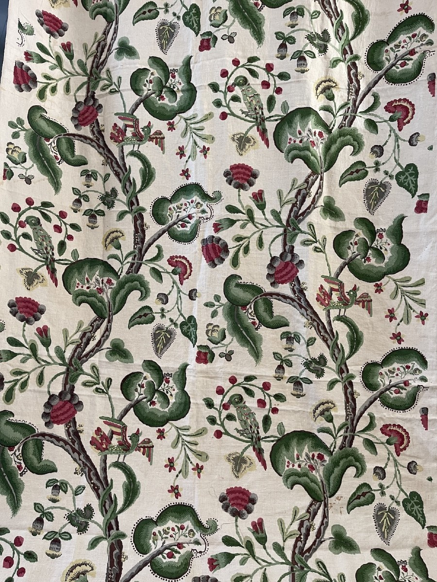 Métrage de lin imprimé au décor floral  et volatiles