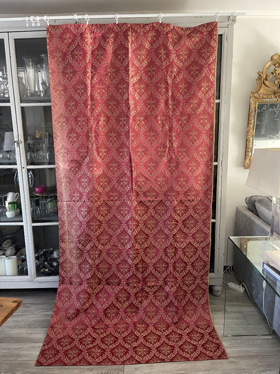 Satin Silk Curtain Or Footage -photo-2