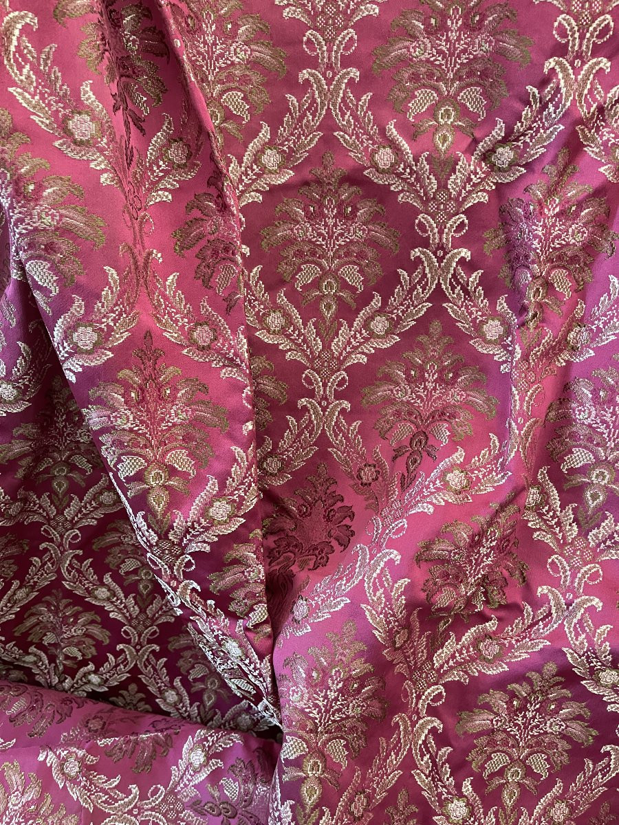 Satin Silk Curtain Or Footage -photo-5