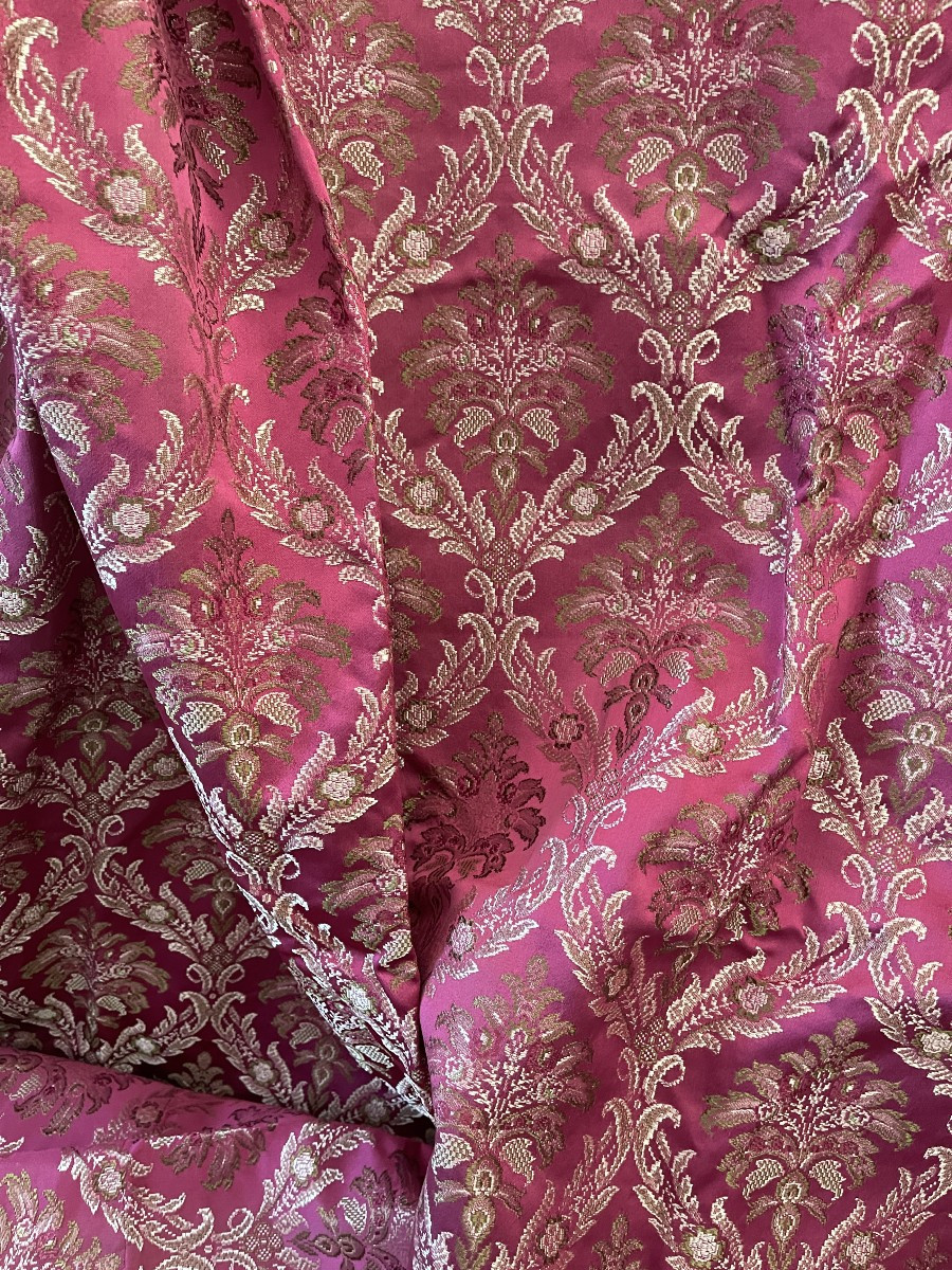 Satin Silk Curtain Or Footage 