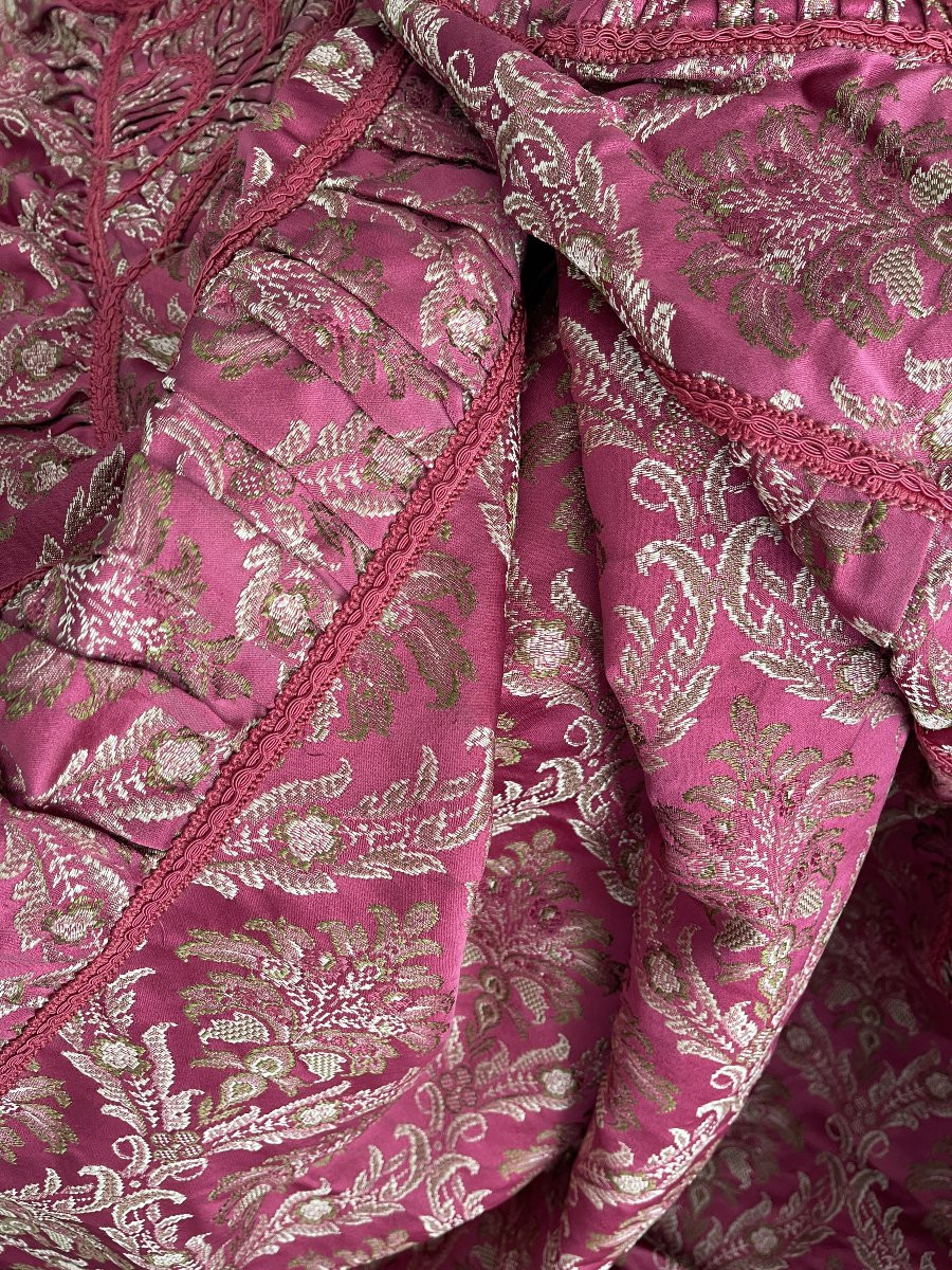 Silk Satin Bedspread With A Silky Weave-photo-3