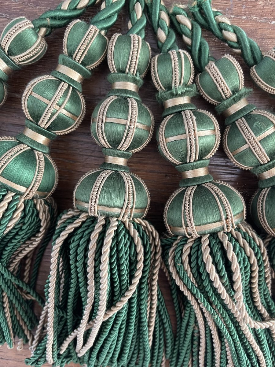 6 pompons en soie vert et beige passementerie Française-photo-3