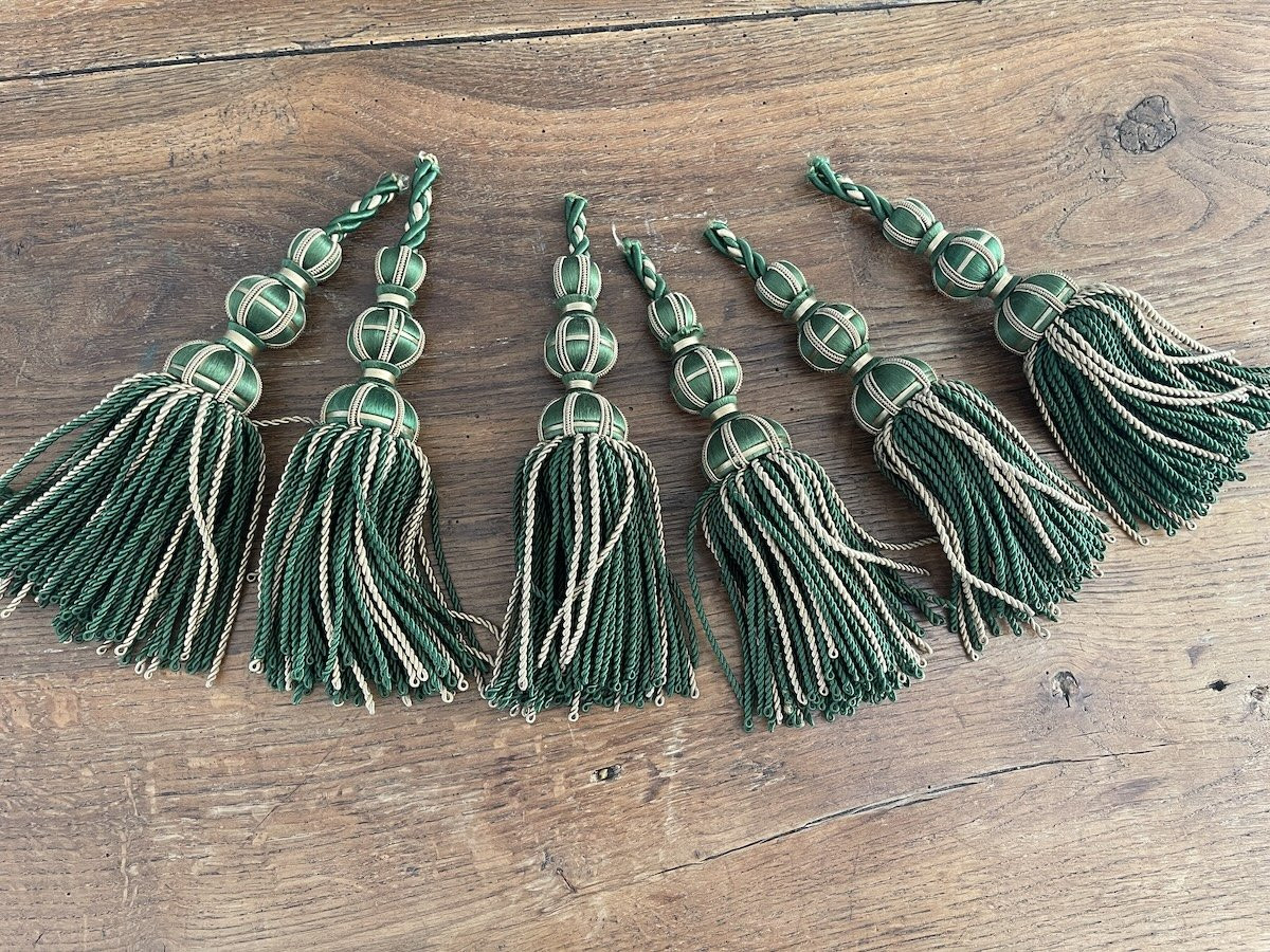6 pompons en soie vert et beige passementerie Française-photo-4