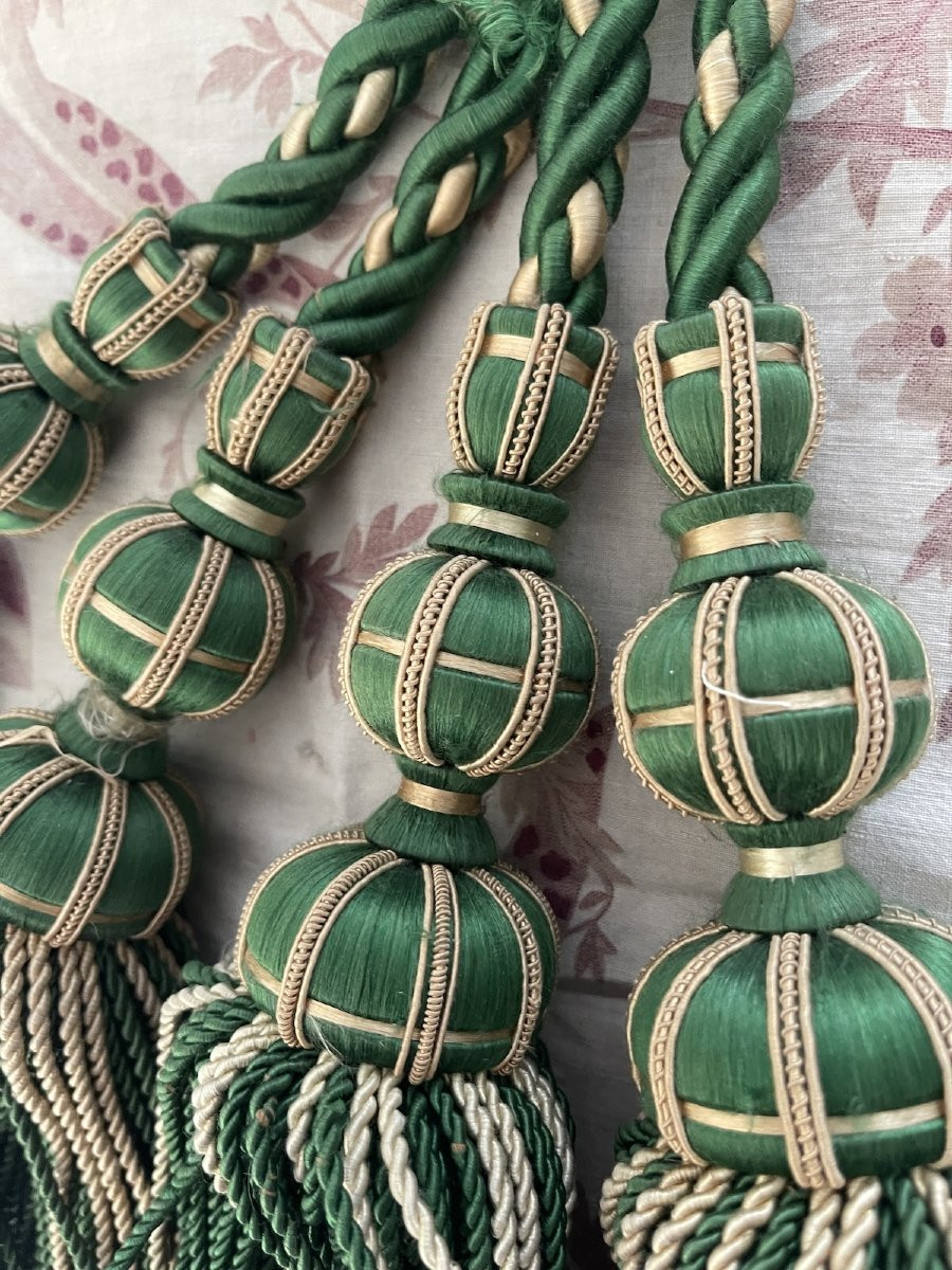 4 Green And Beige Silk Tassels, French Trimmings For Decoration-photo-3