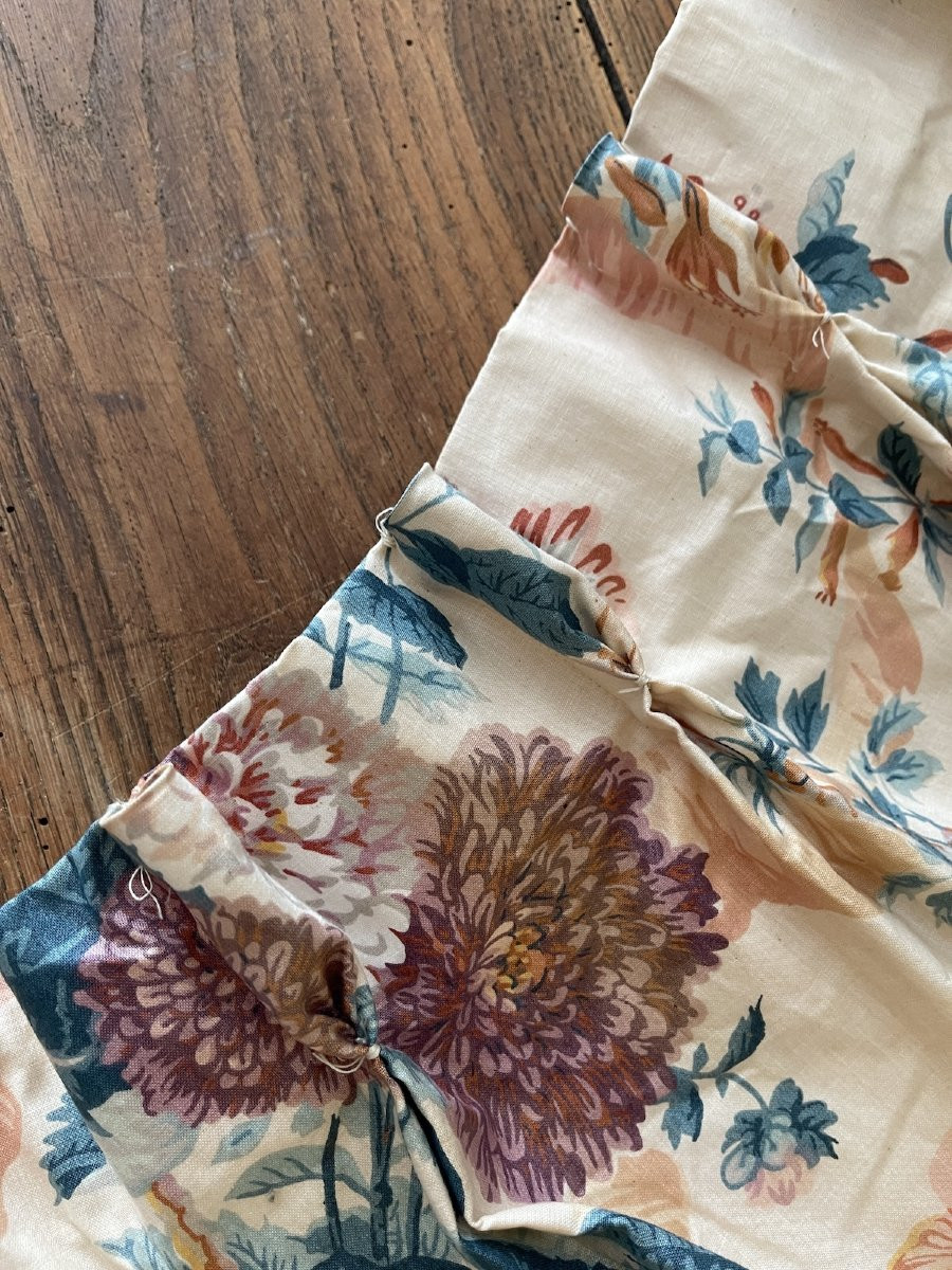 First Pair Of Floral Chintz Curtains, 20th Century, Hydrangeas, Fuchsias, Dahlias-photo-2