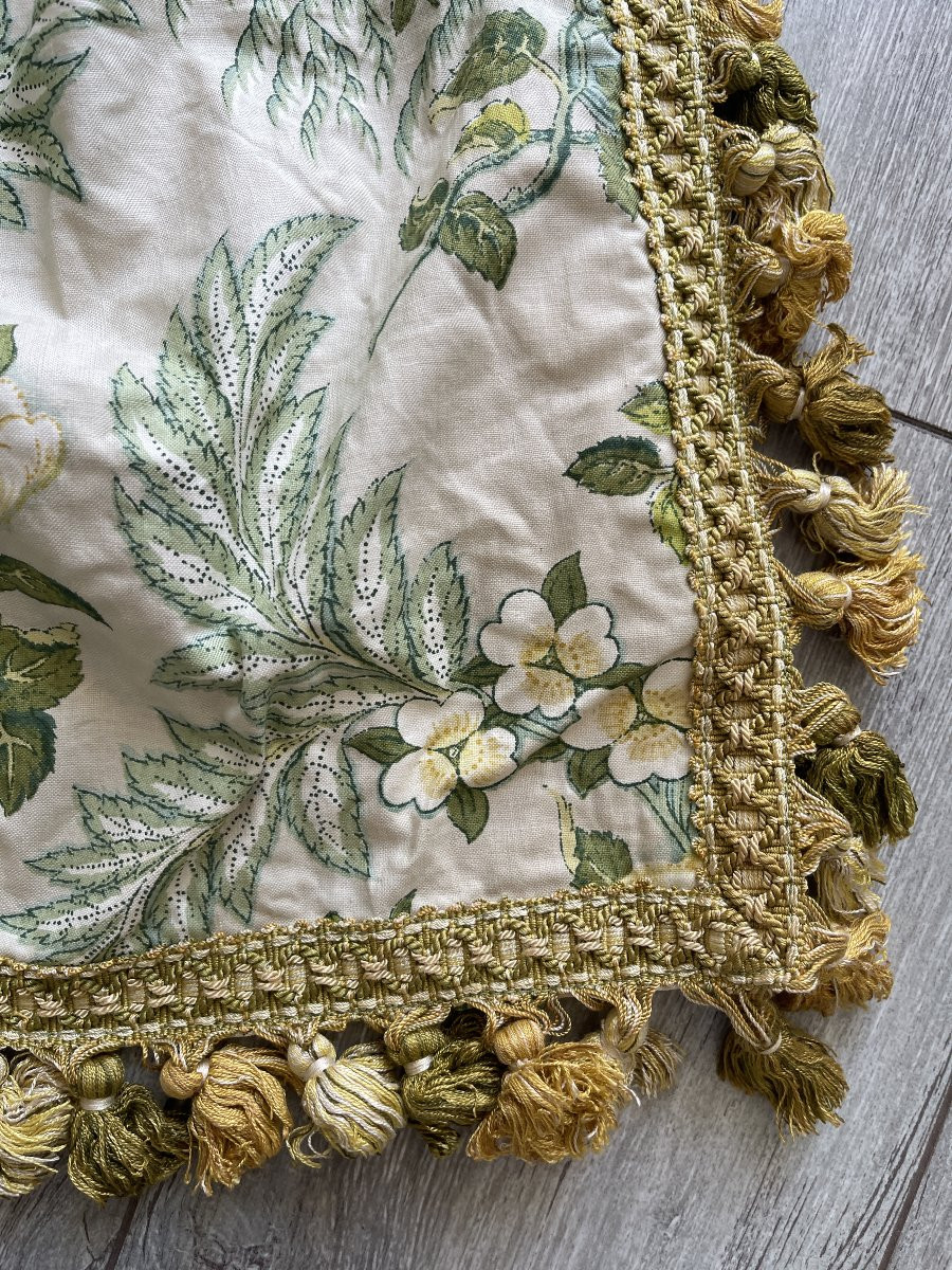 Pair Of Chintz Curtains With Floral Decoration, Doves And Butterflies-photo-1