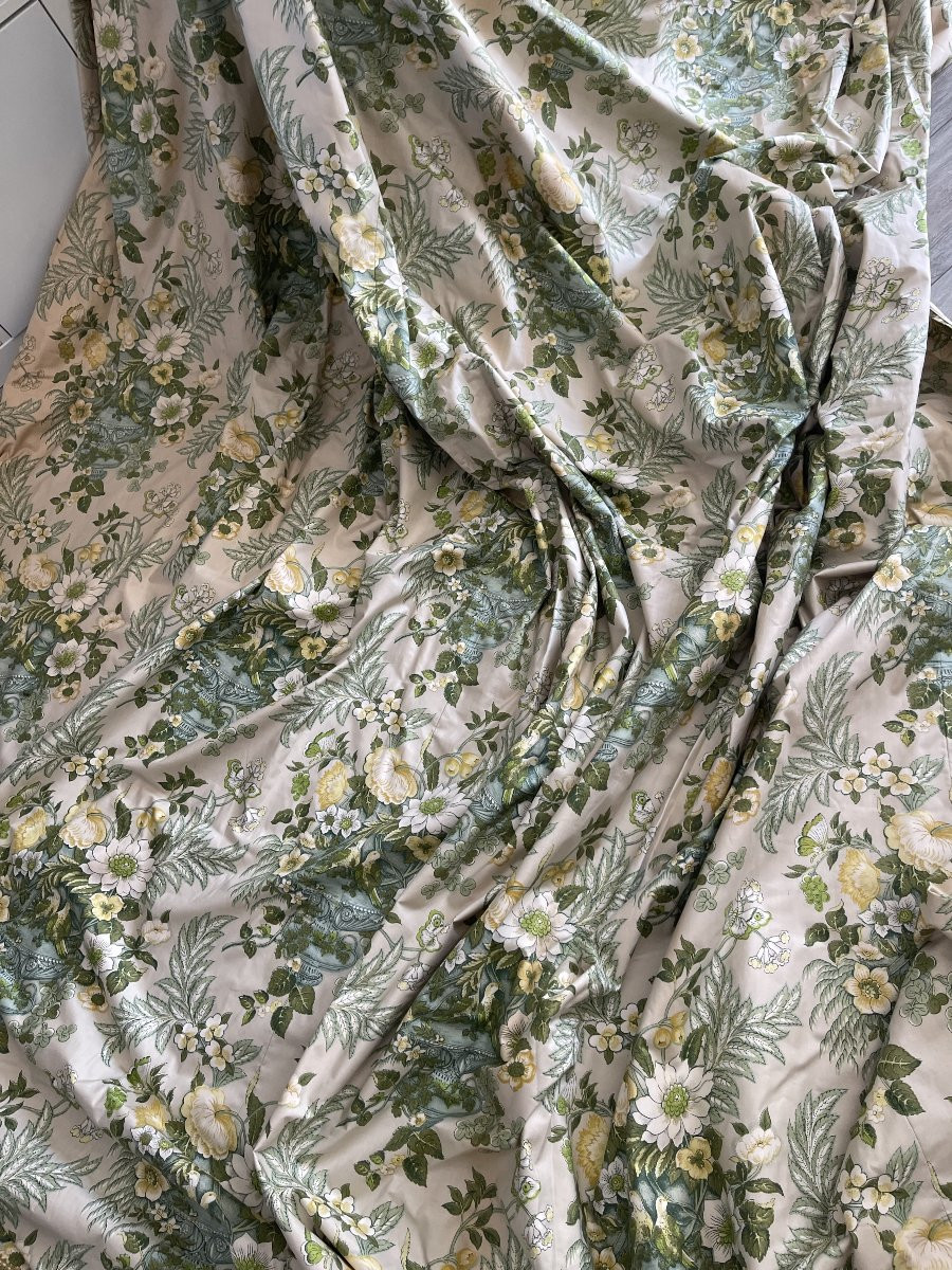 Pair Of Chintz Curtains With Floral Decoration, Doves And Butterflies-photo-7