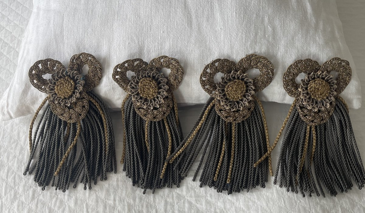 Set Of 4 Pieces Of Silk Trimmings, 19th Century. -photo-6