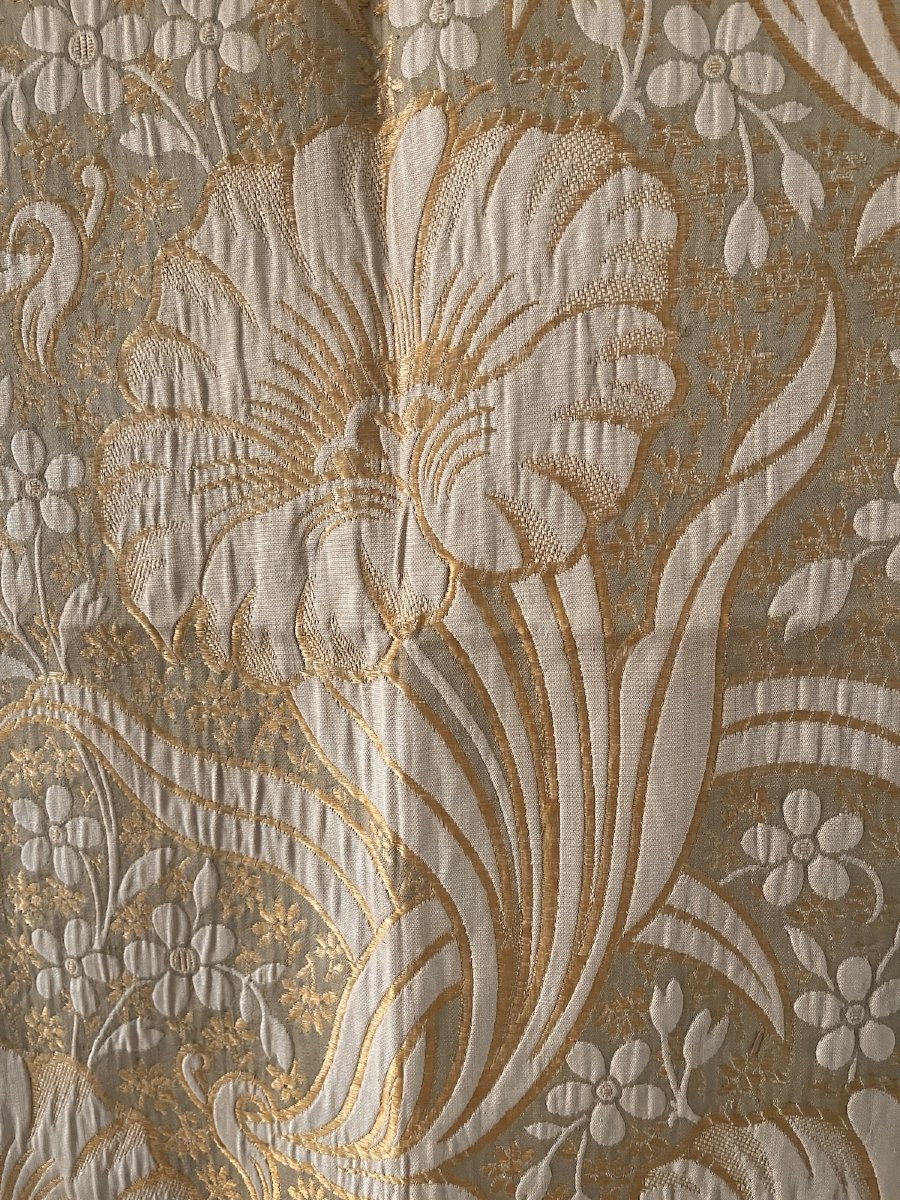 Length Of Art Deco Silk And Linen Fabric, Enhanced With Gold Silk, Antique Fabric-photo-1